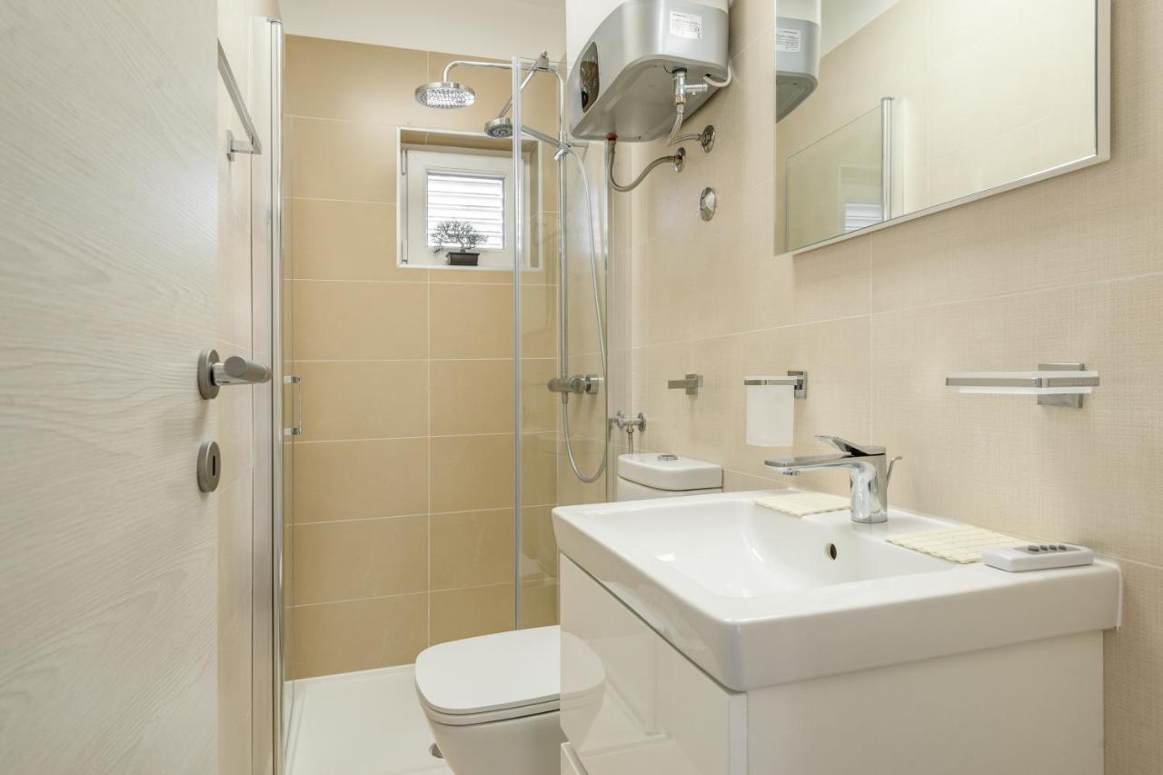 Joy 1 Apartment Novalja Zewnętrze zdjęcie