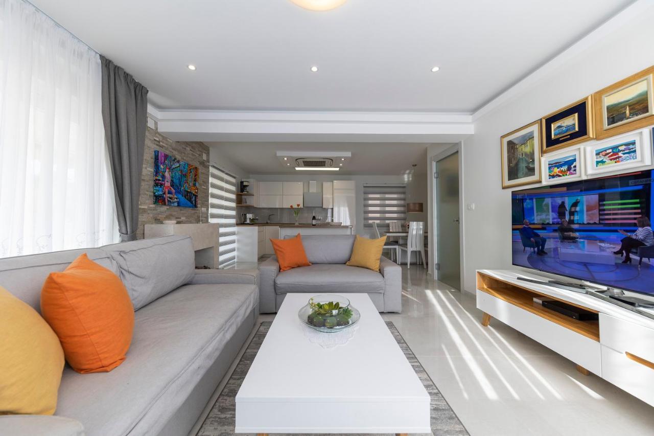 Joy 1 Apartment Novalja Zewnętrze zdjęcie