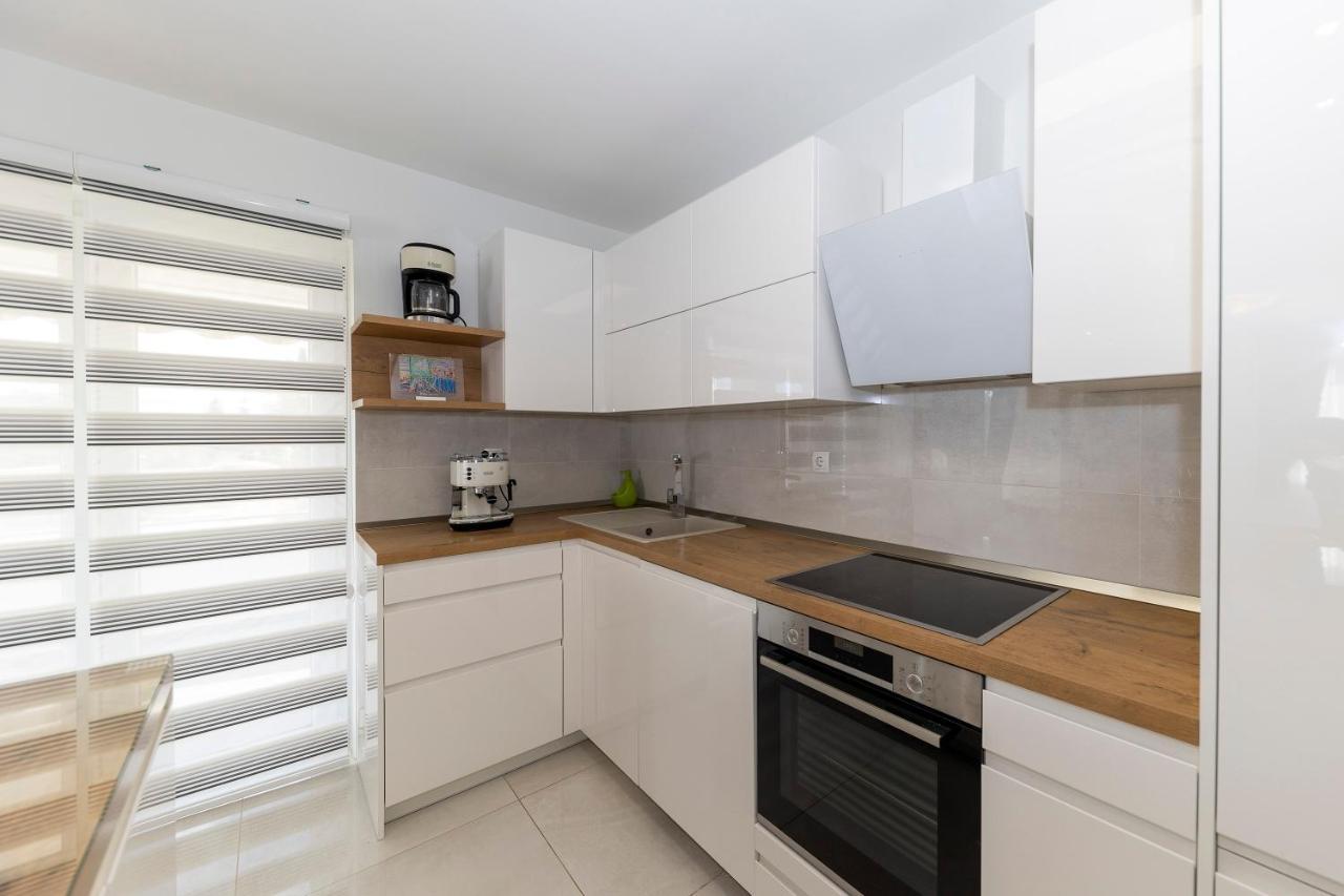 Joy 1 Apartment Novalja Zewnętrze zdjęcie
